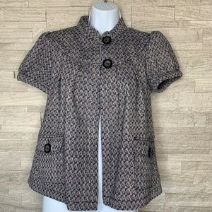 Short-sleeve, button jacket